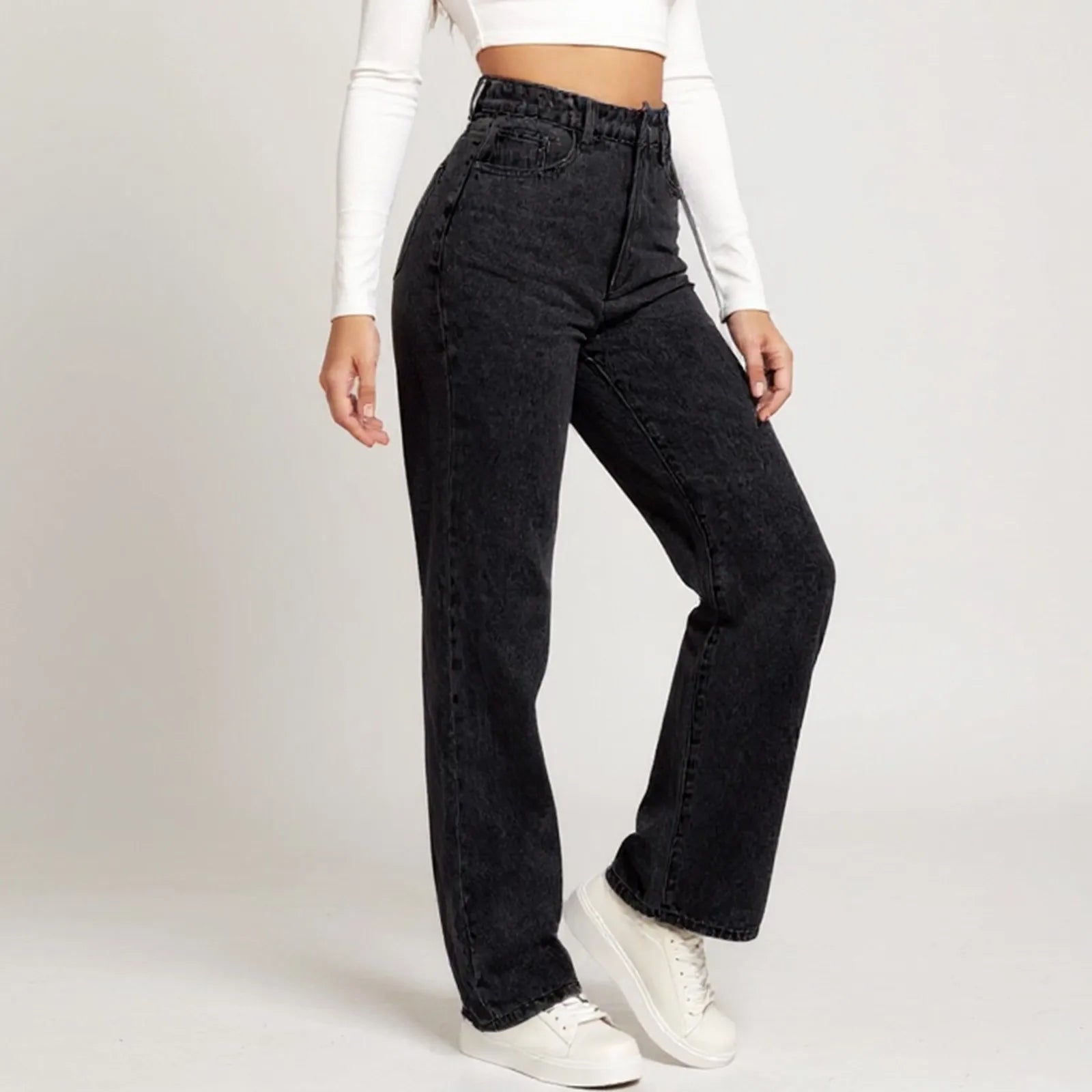 High-Waisted Jeans