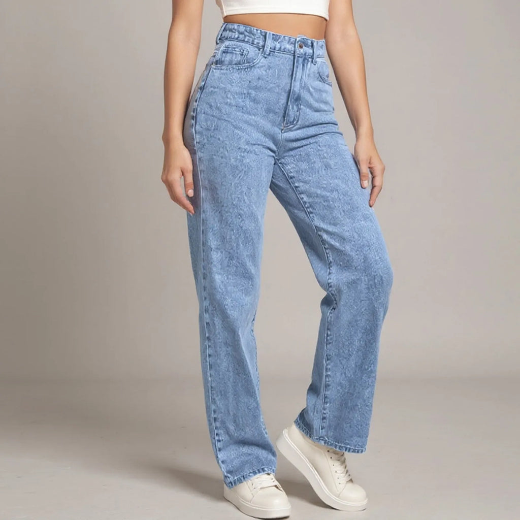 High-Waisted Jeans