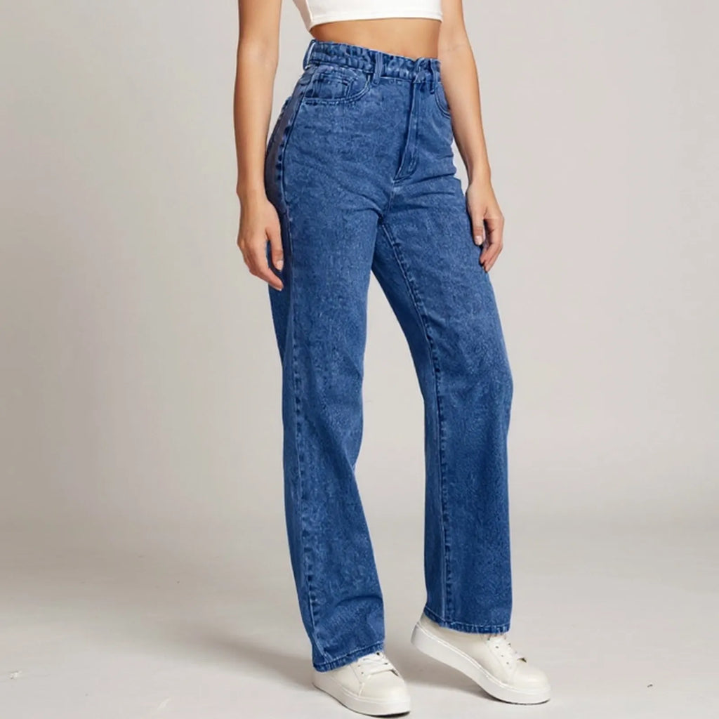 High-Waisted Jeans