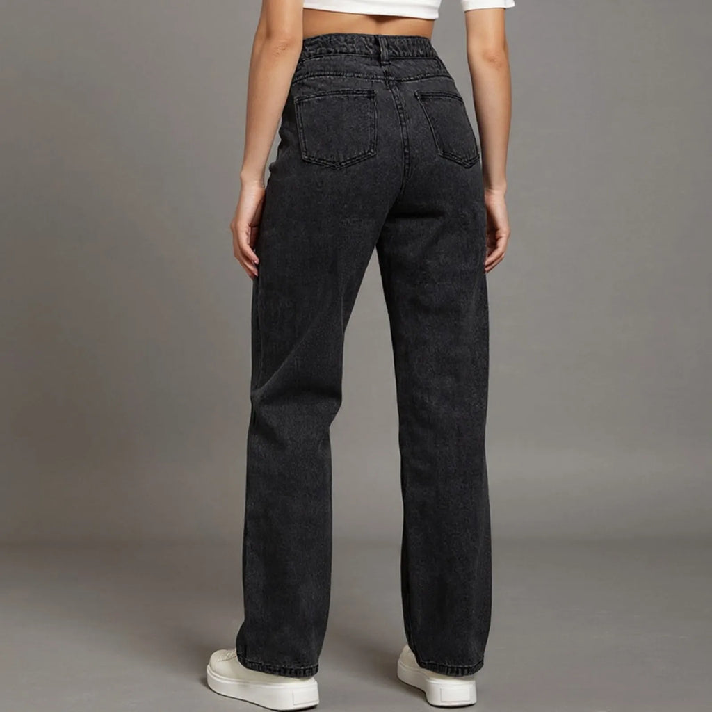 High-Waisted Jeans