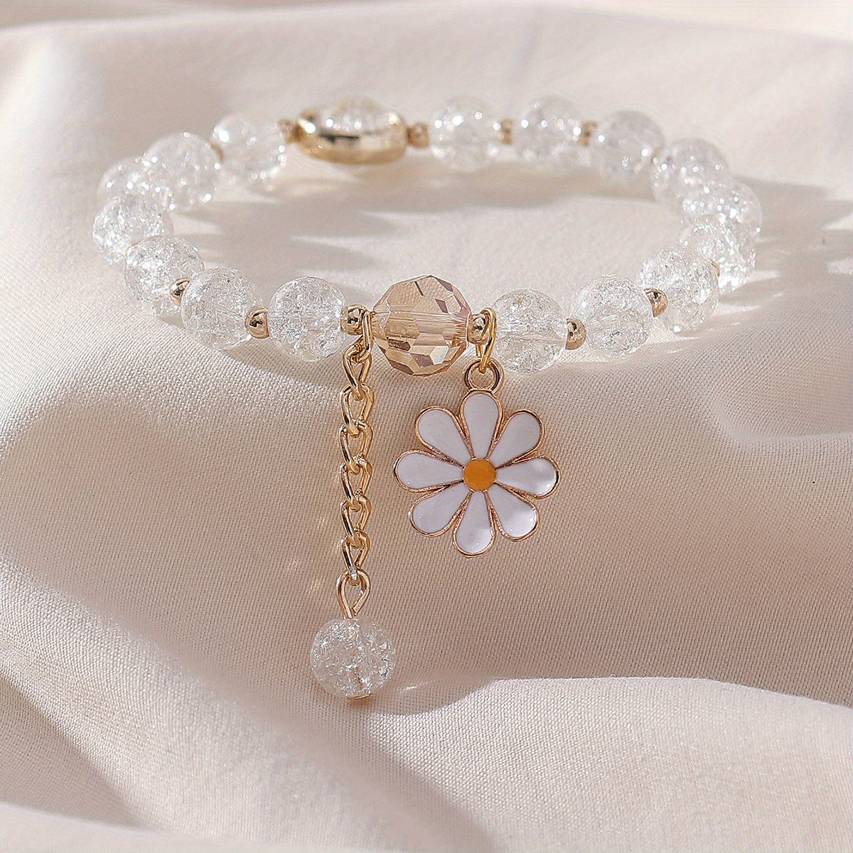 Cracked Glass Beaded Daisy Pendant Bracelet
